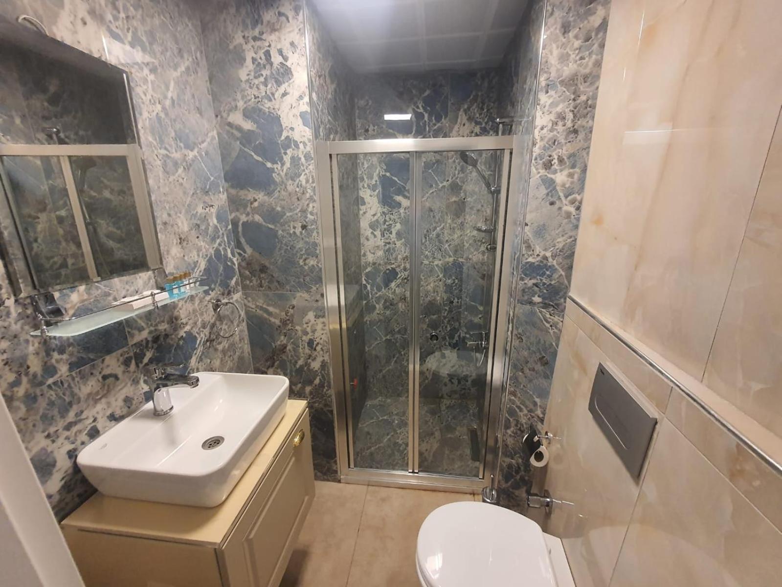 St945 Palas Otel Esmirna Exterior foto