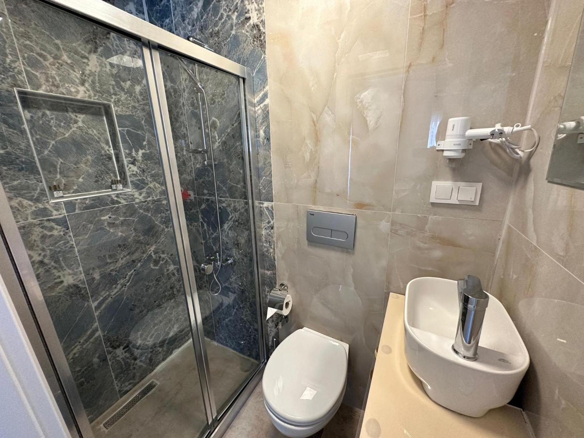 St945 Palas Otel Esmirna Exterior foto