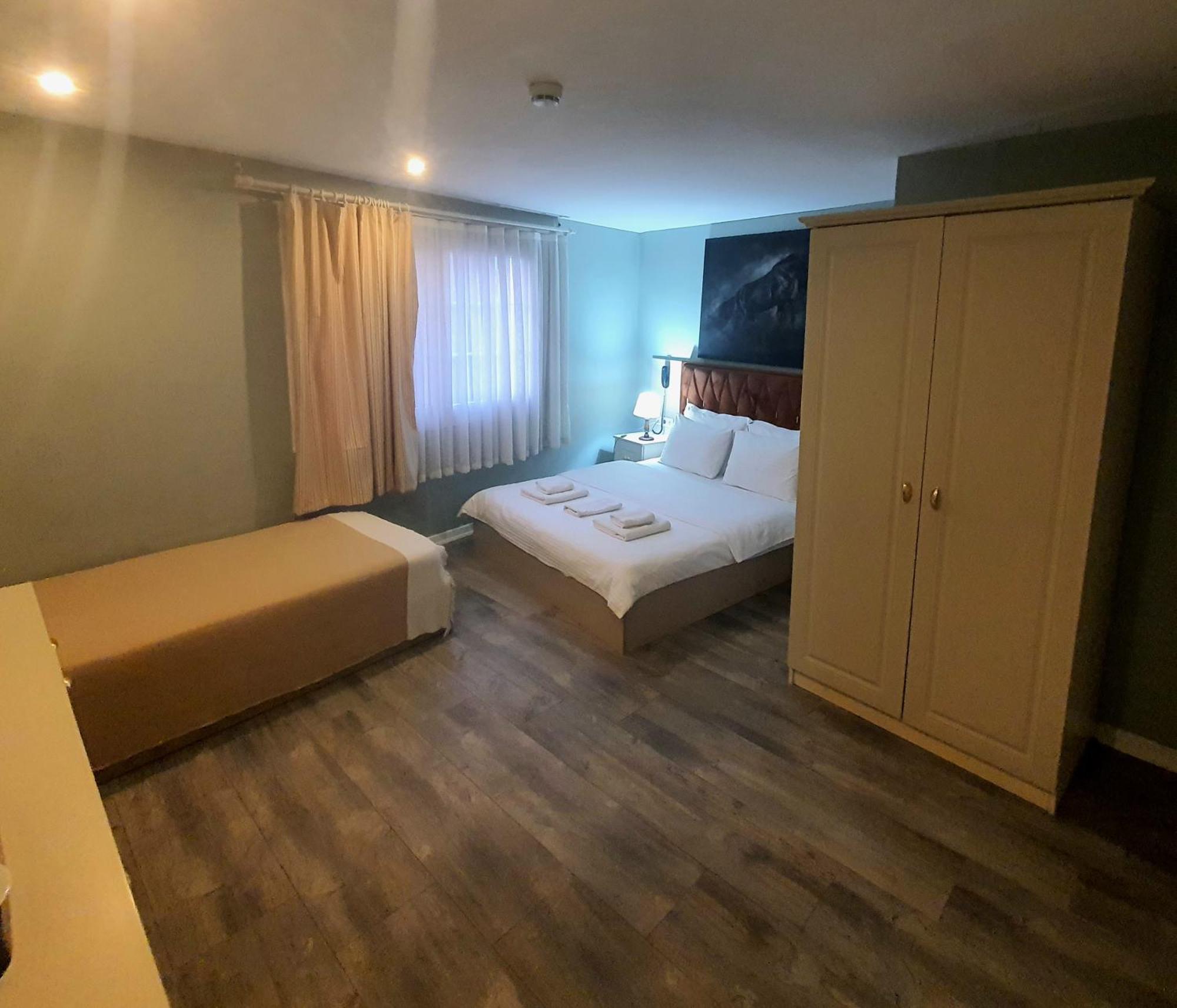 St945 Palas Otel Esmirna Exterior foto