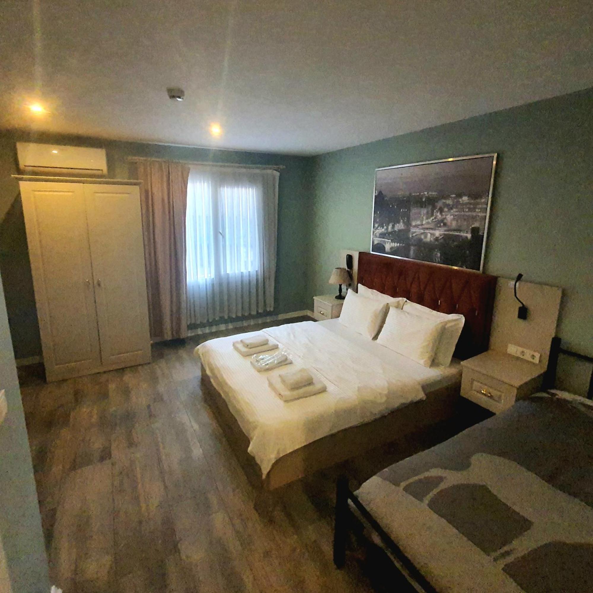St945 Palas Otel Esmirna Exterior foto